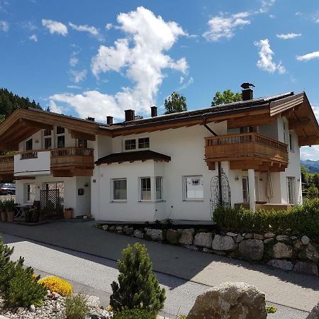Appartement Angelika Бріксен-ім-Тале Екстер'єр фото